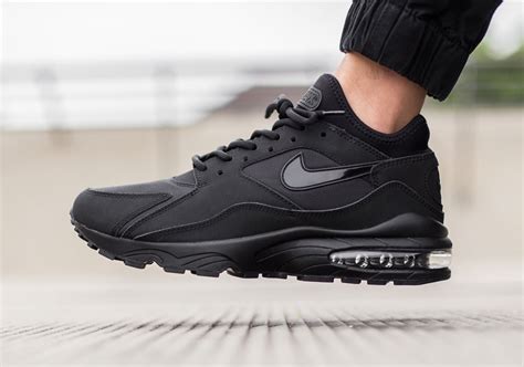 sneaker nike zwart|black nike shoes for men.